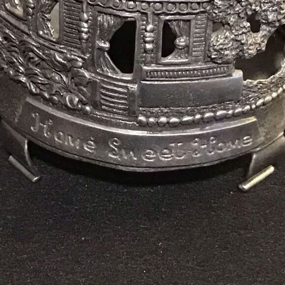 Candle holder by Salt city “ Home sweet home”￼ - Picture 3 of 6